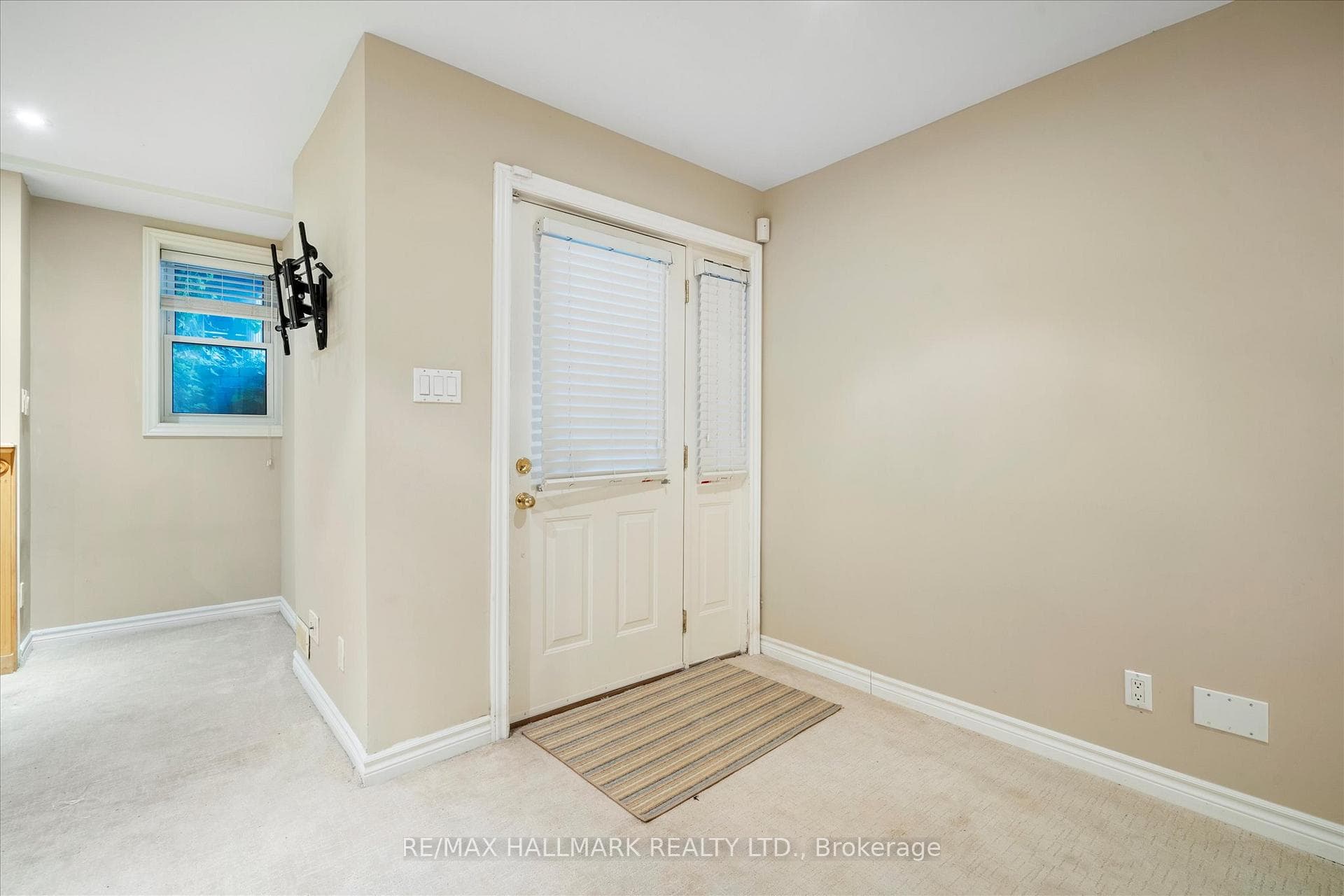 107 Wineva Avenue photo 34