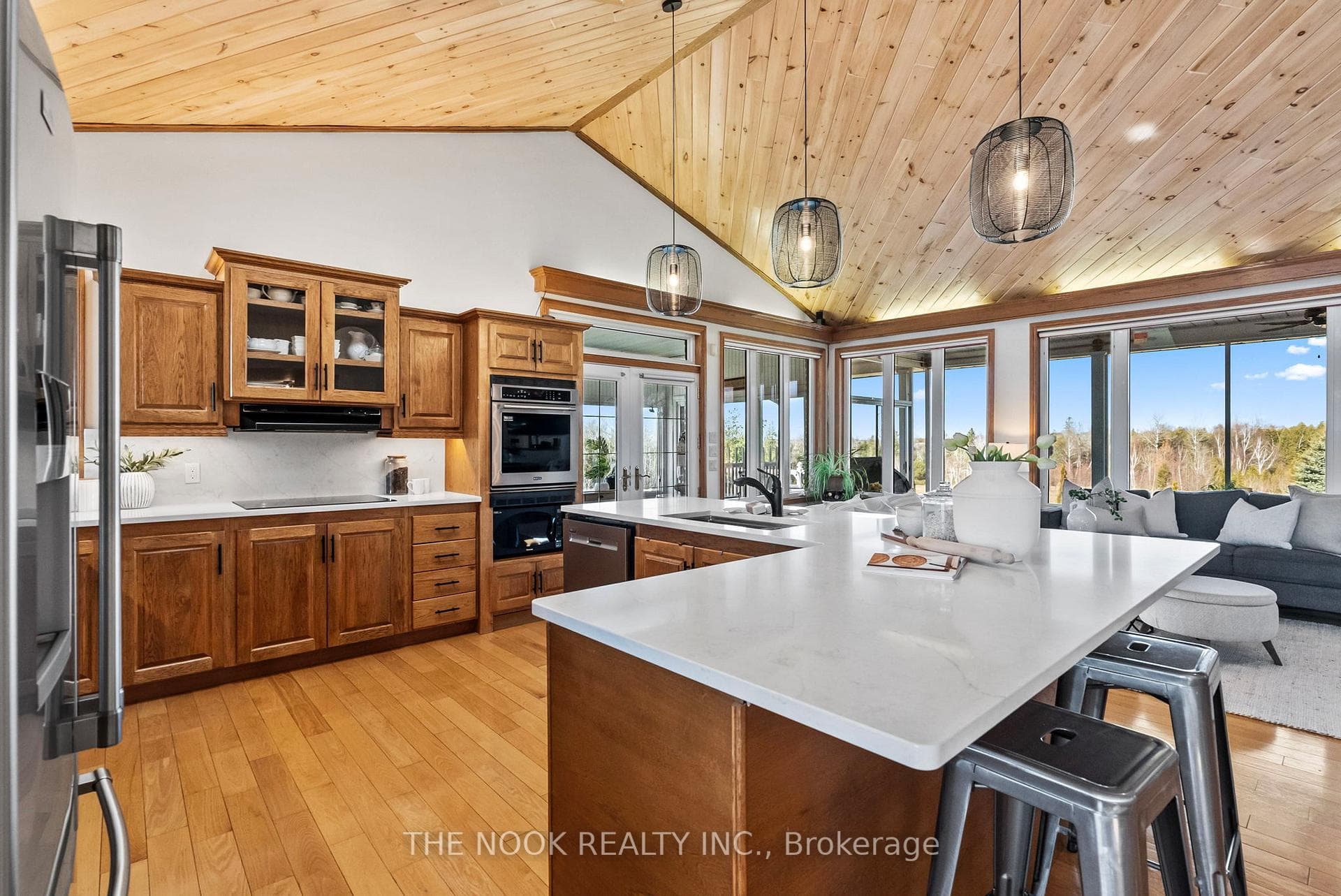 593 Pigeon Creek Road photo 17