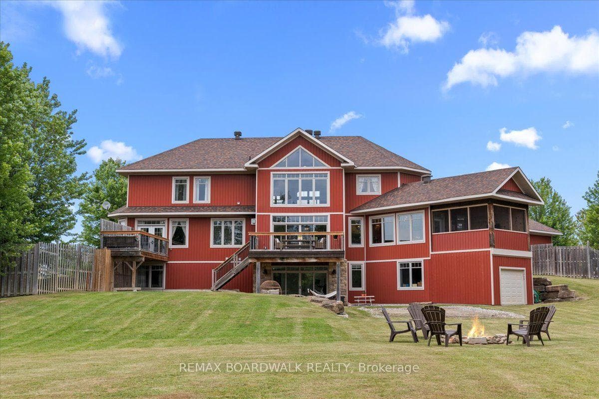 225 HILLCREST Drive photo 45