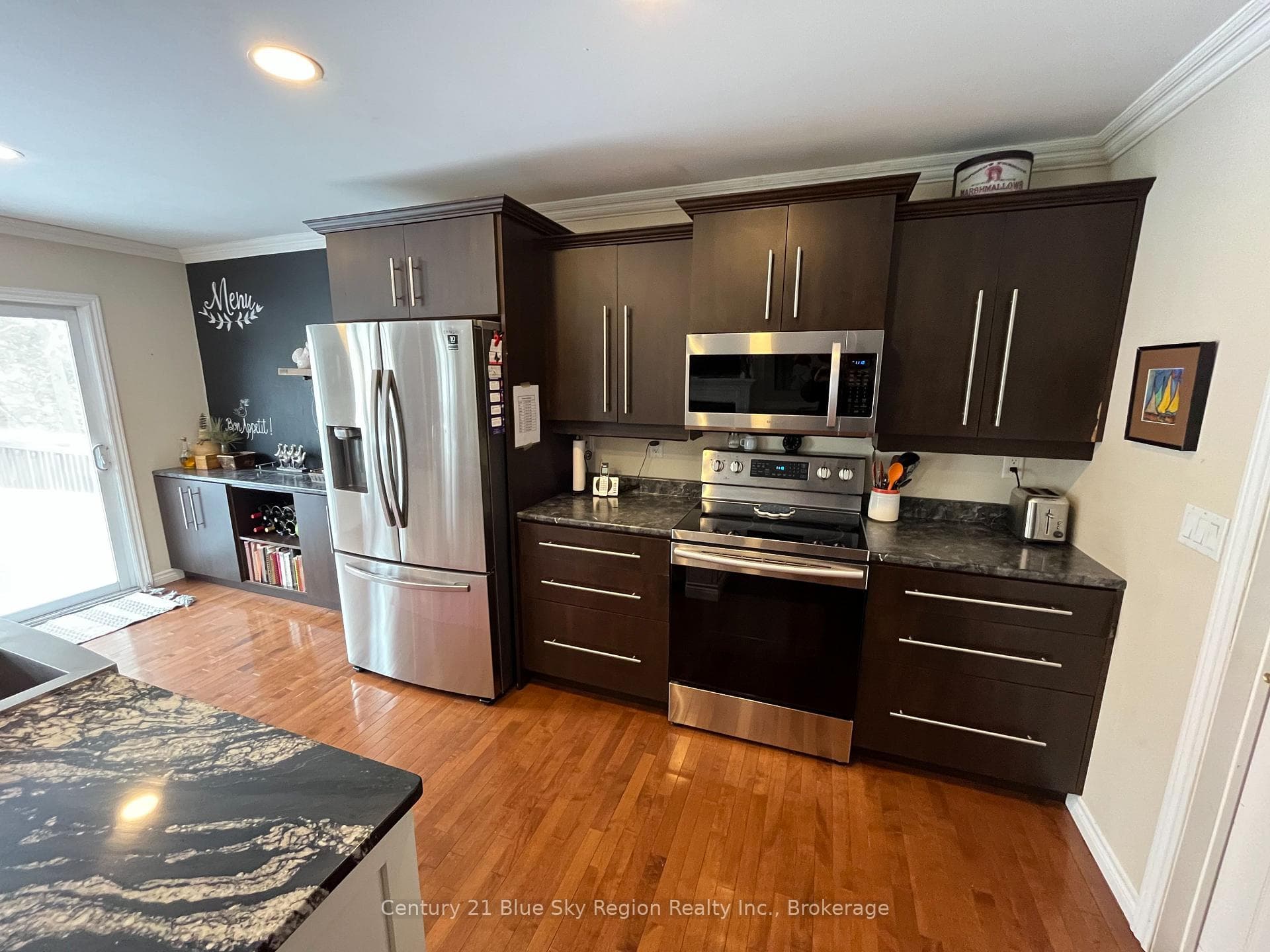 spacious kitchen with appliances included