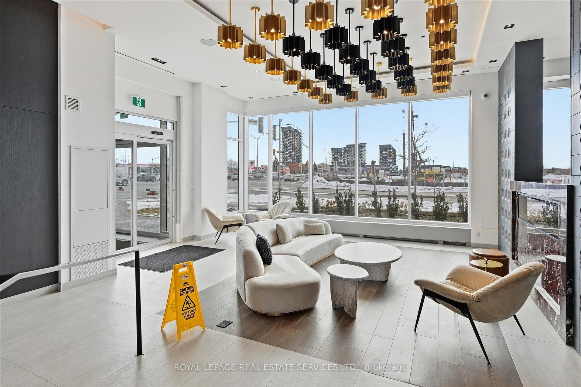Designer Lobby with Lounge
