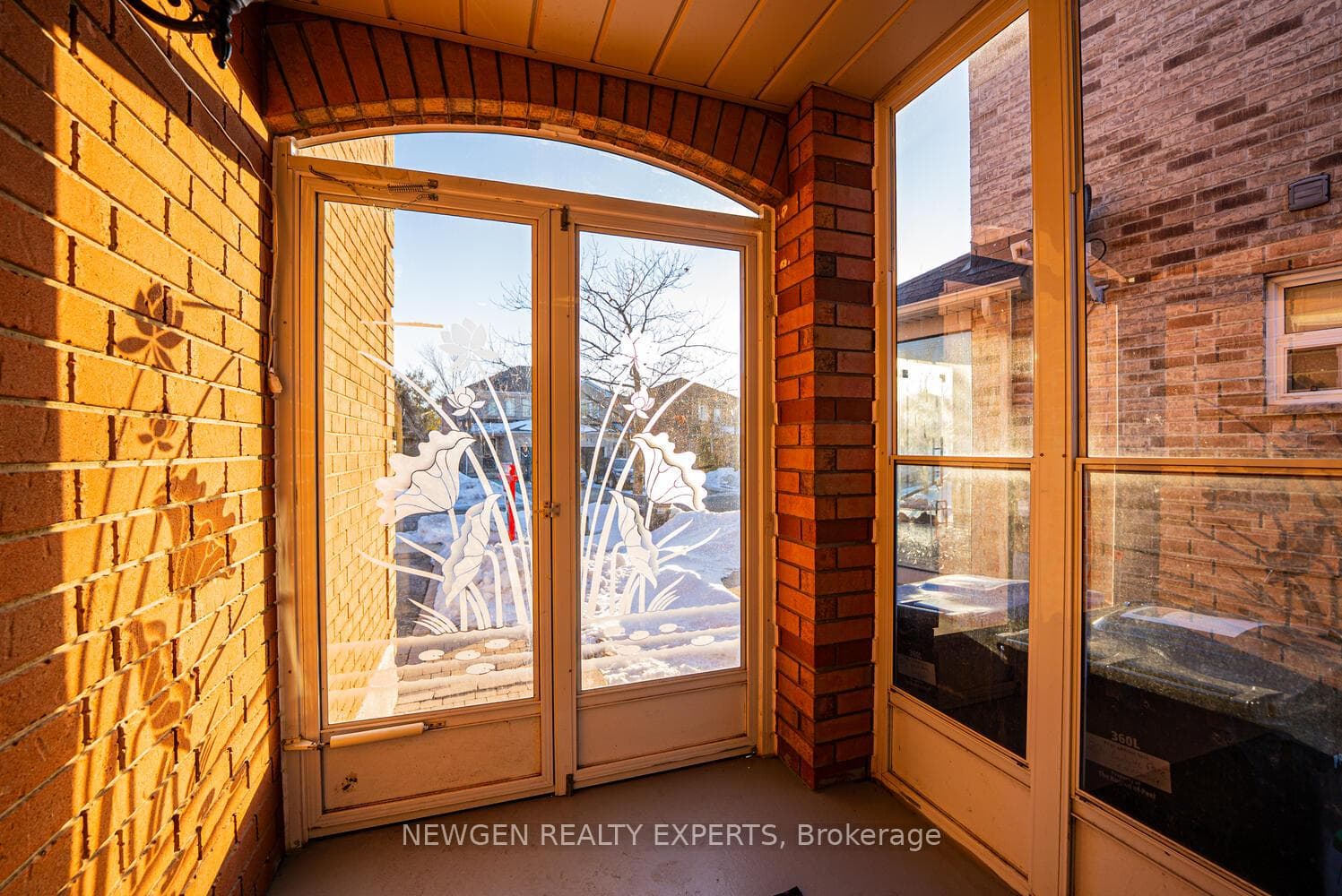 23 Whiteface Crescent photo 8