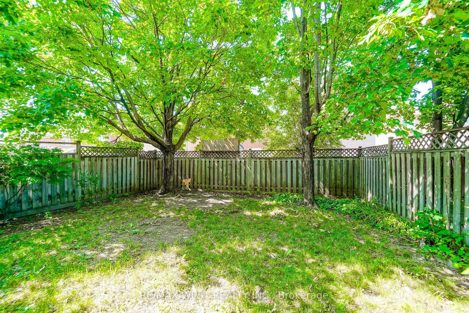20 Cranberry Crescent photo 10