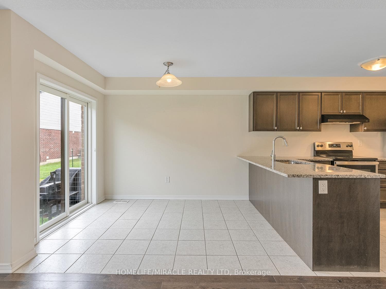 278 BEDROCK Drive photo 14