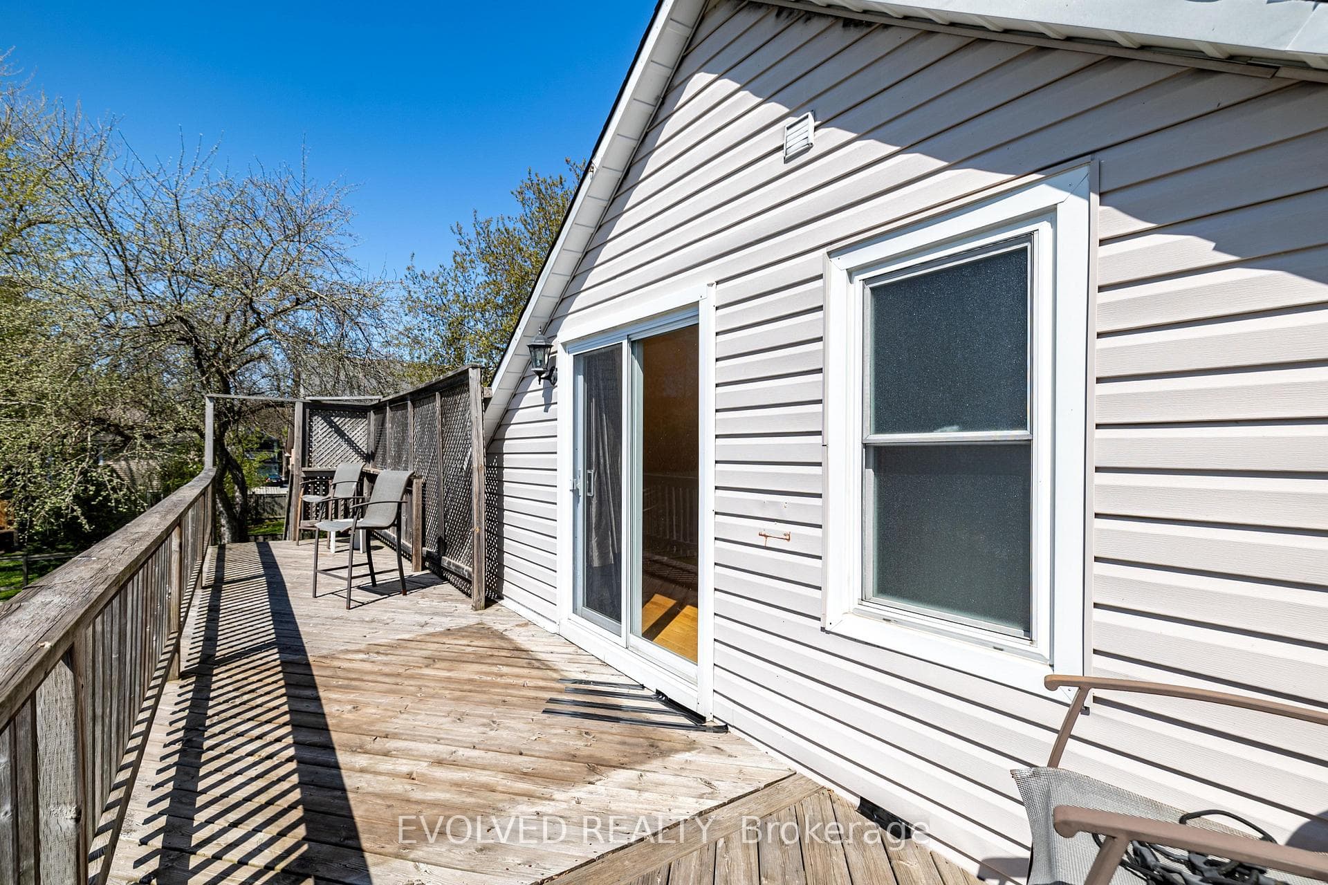 6 wildwood Avenue photo 37