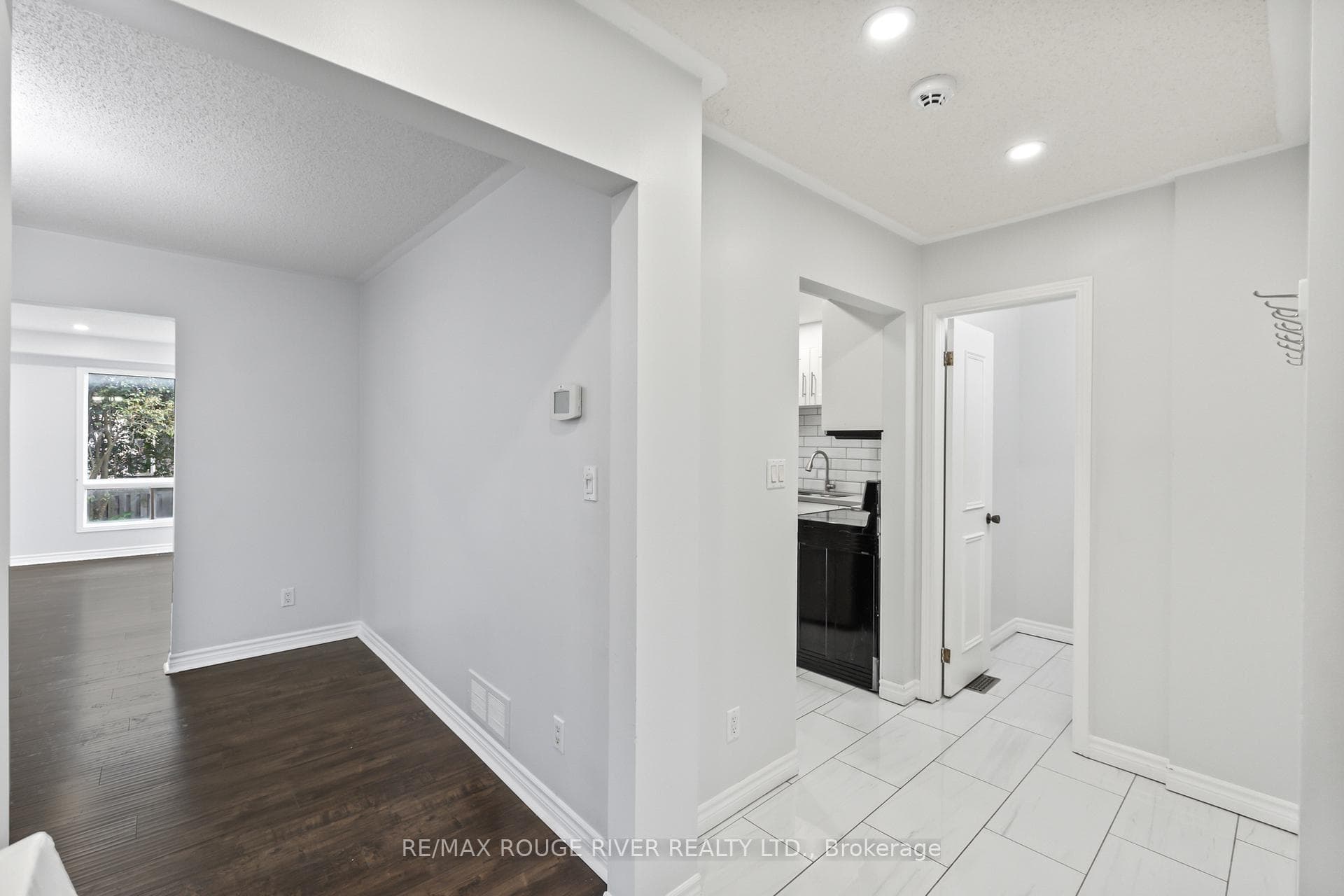 95 B Concession Street Unit Upper photo 3