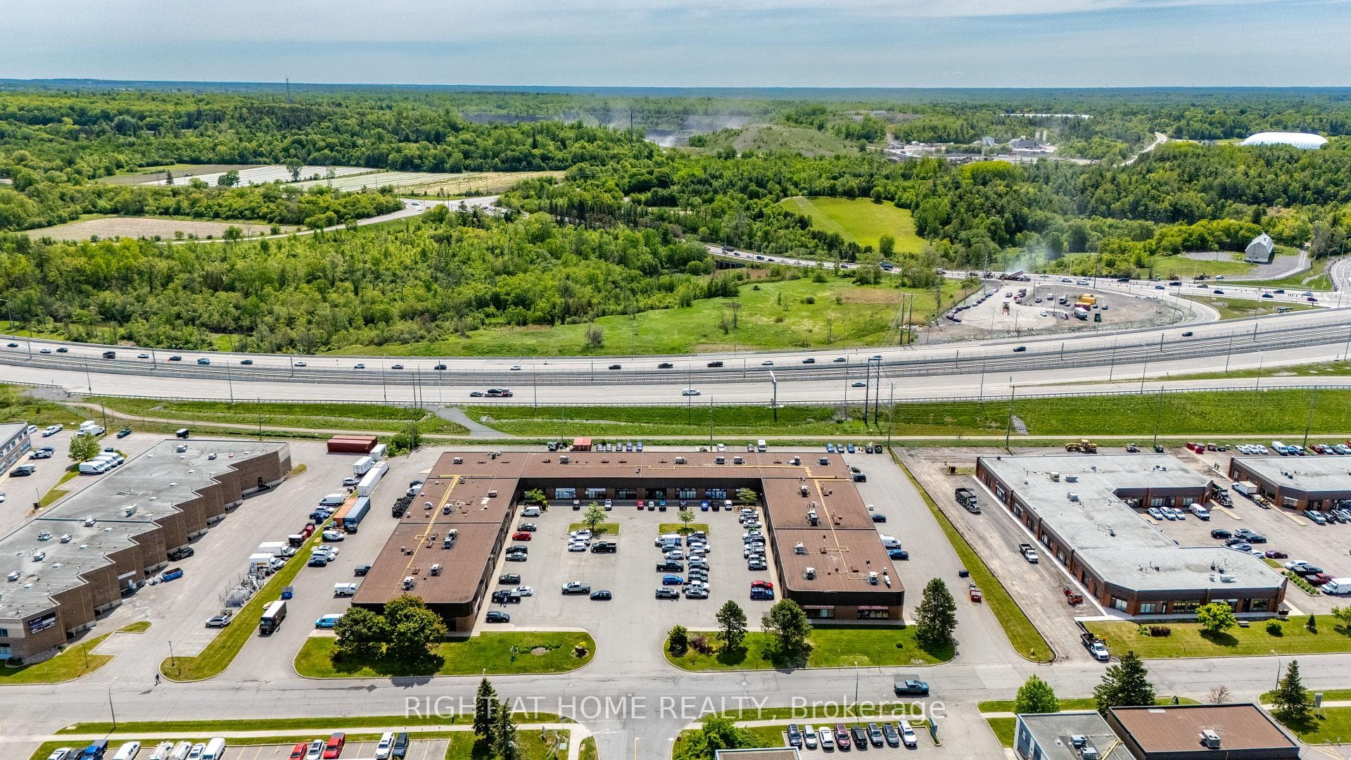 5370 CANOTEK Road Unit 1 photo 34