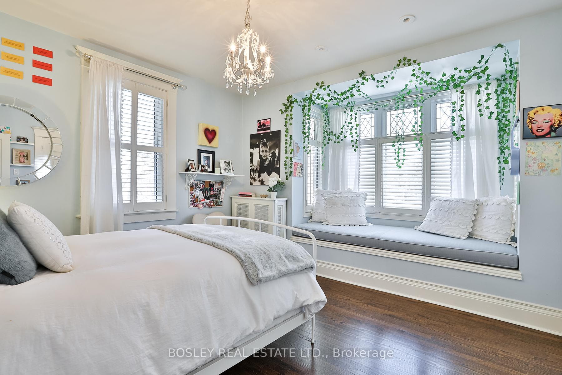 10 Lytton Boulevard photo 16