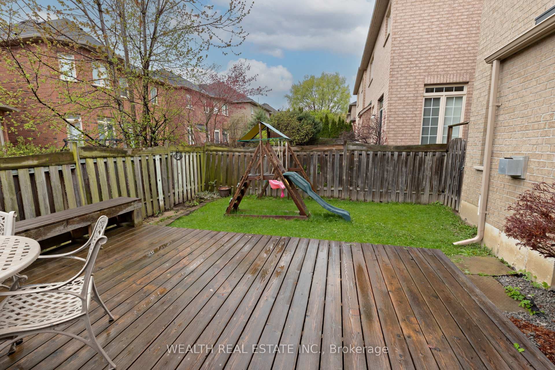 65 Burgundy Trail photo 26