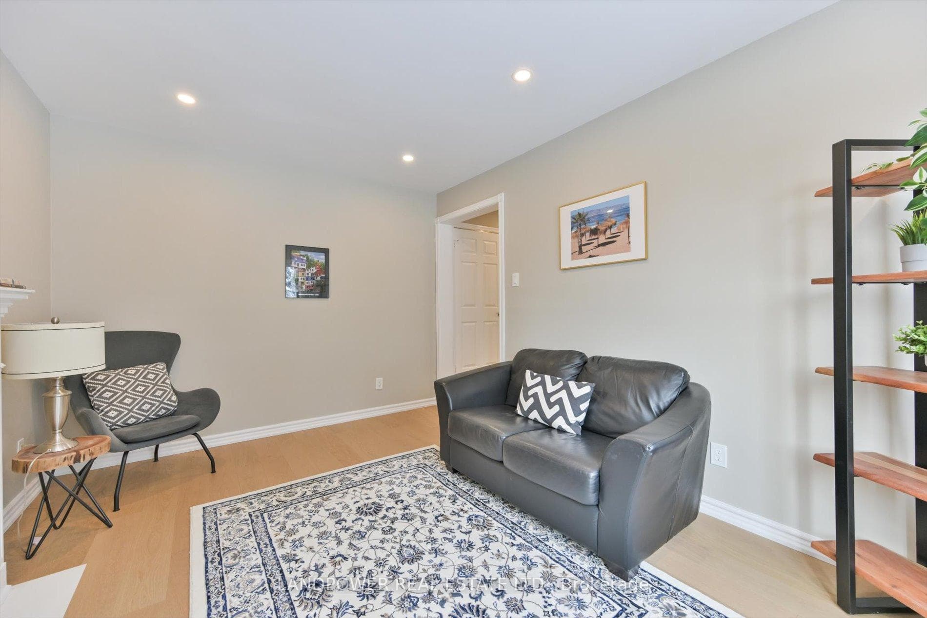 45 Hollingham Road photo 17