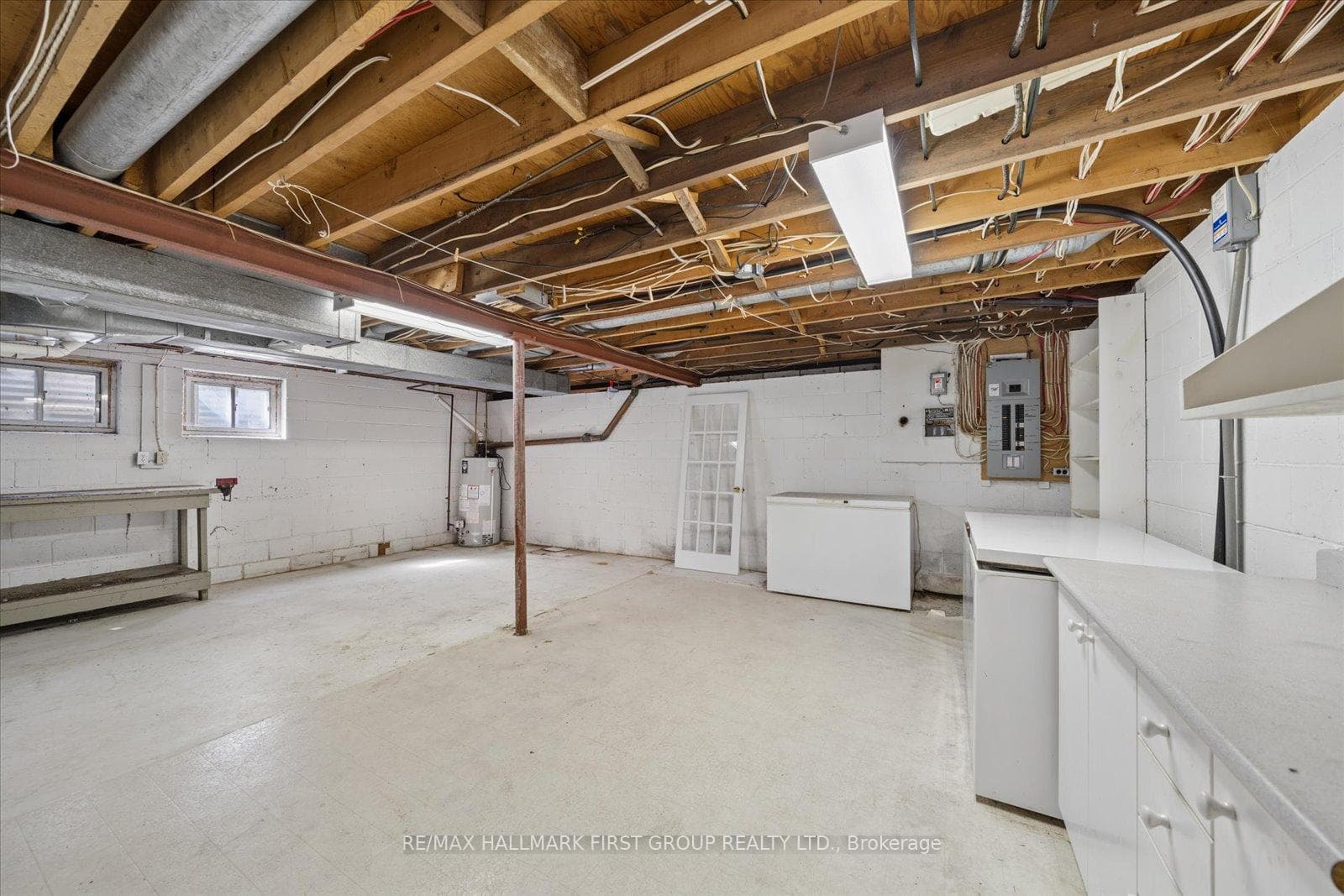 525 Myrtle Road photo 37
