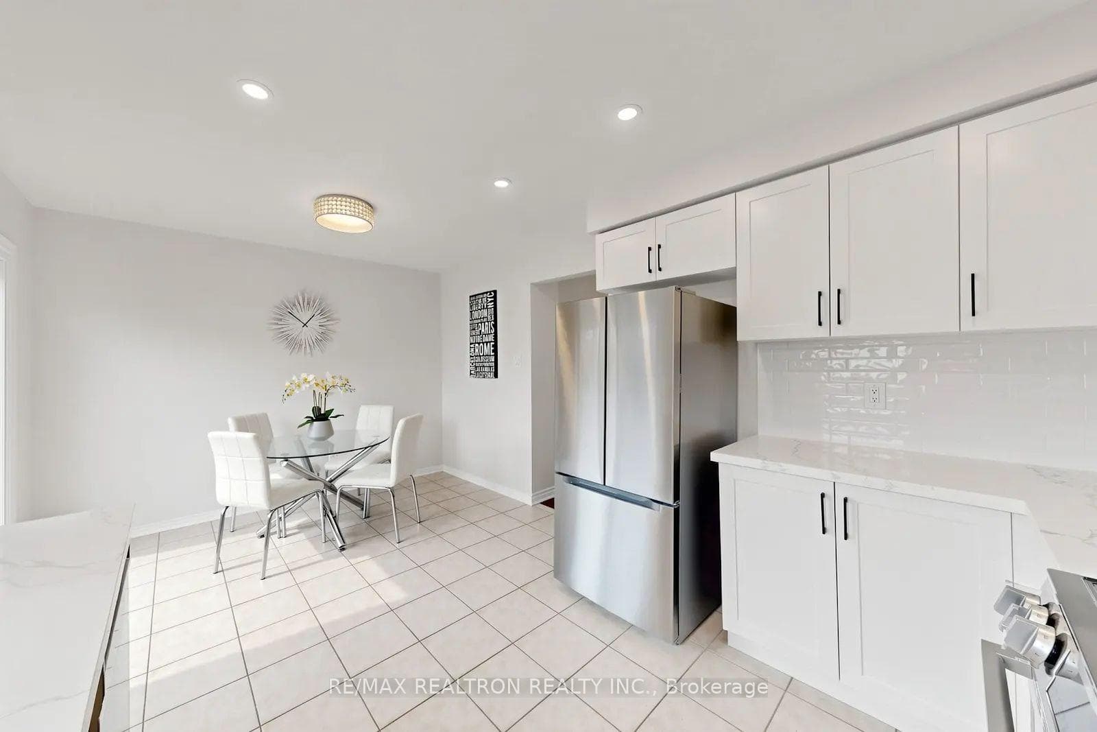 62 Dwellers Road photo 15