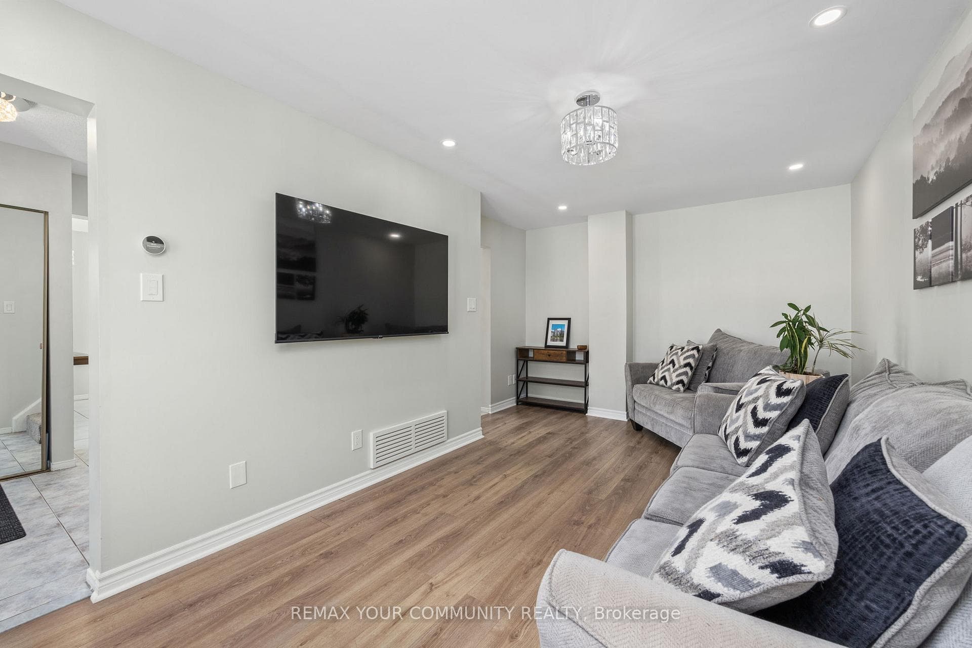 1245 Coleman Court photo 10