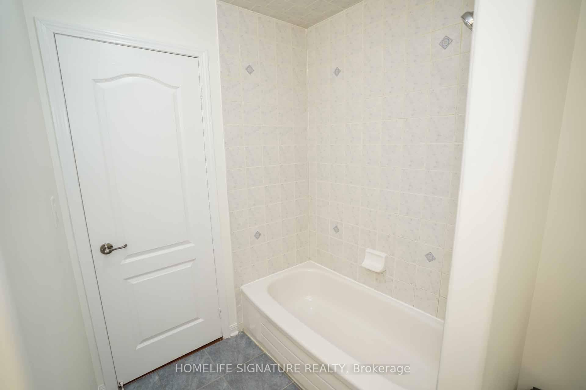 15 Owlridge Drive photo 27