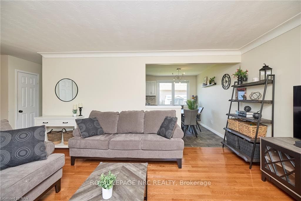 126 Meredith Drive photo 17