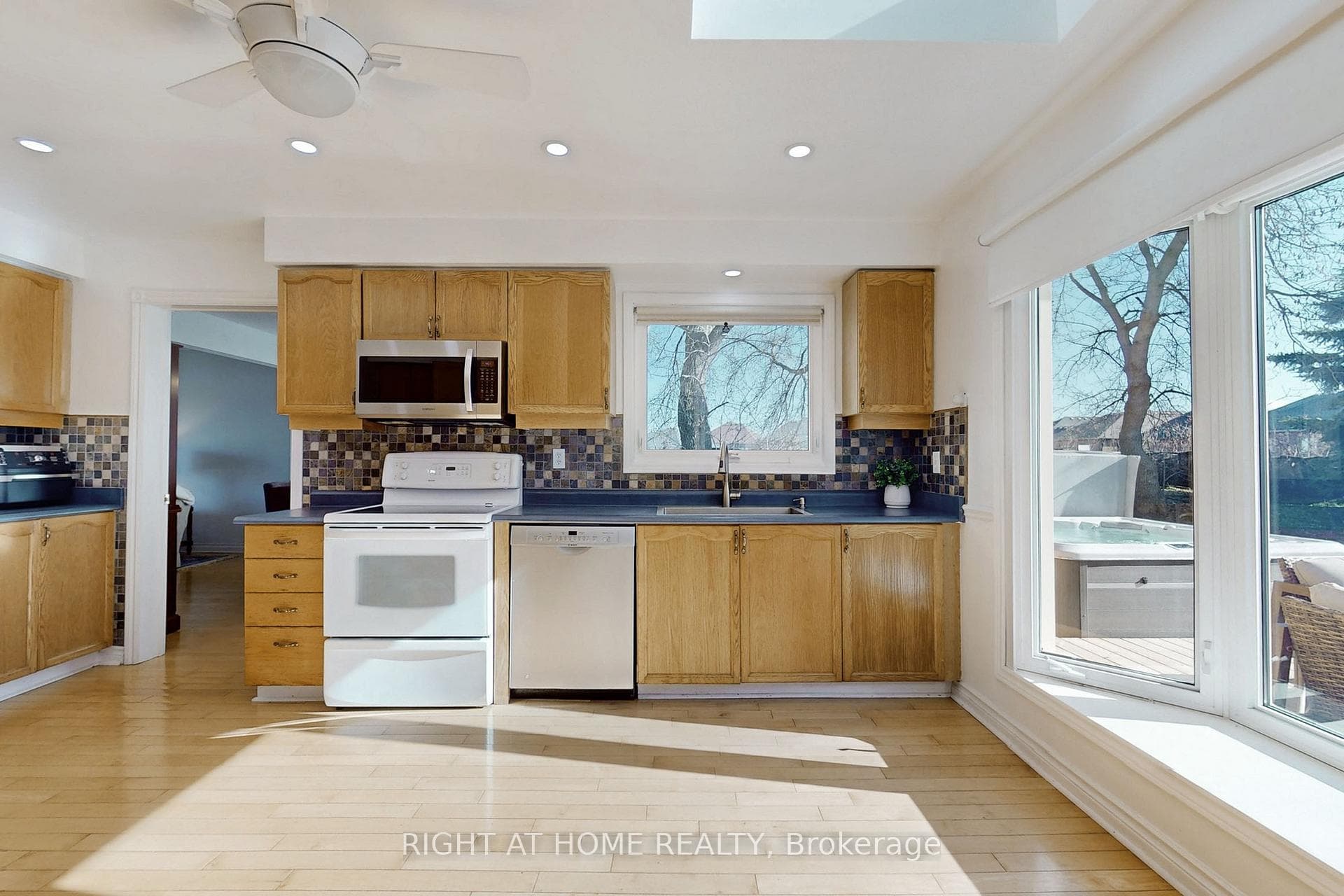 74 Samuel Lount Road photo 29