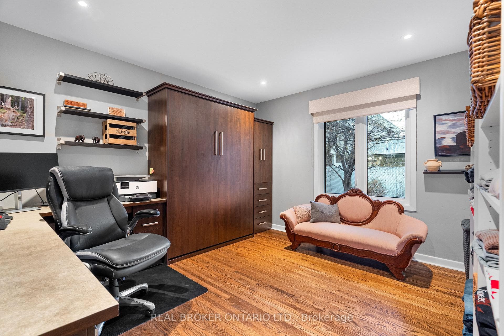 1958 Neepawa Avenue photo 36