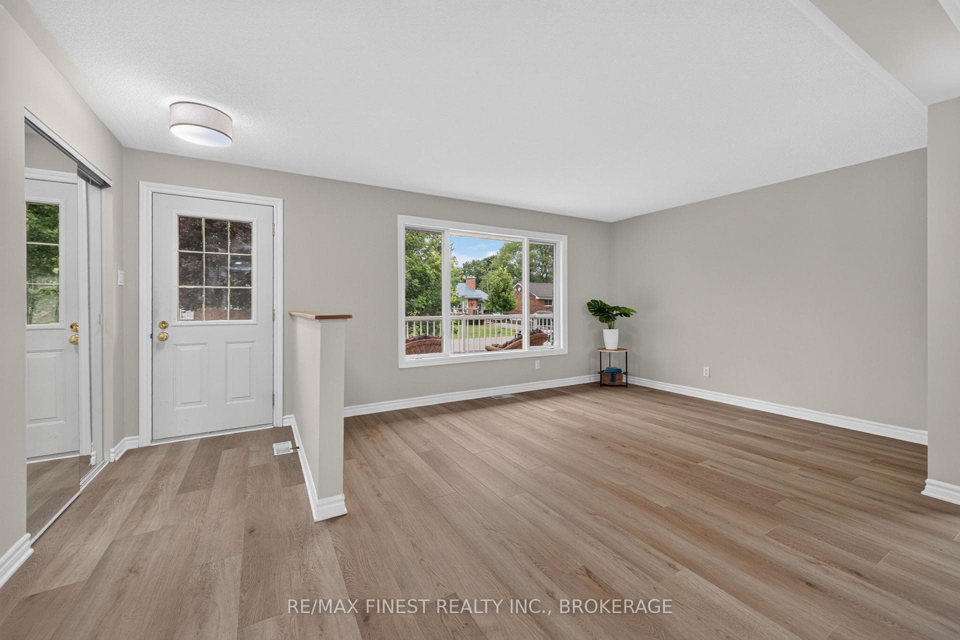 145 Elmwood Drive photo 5