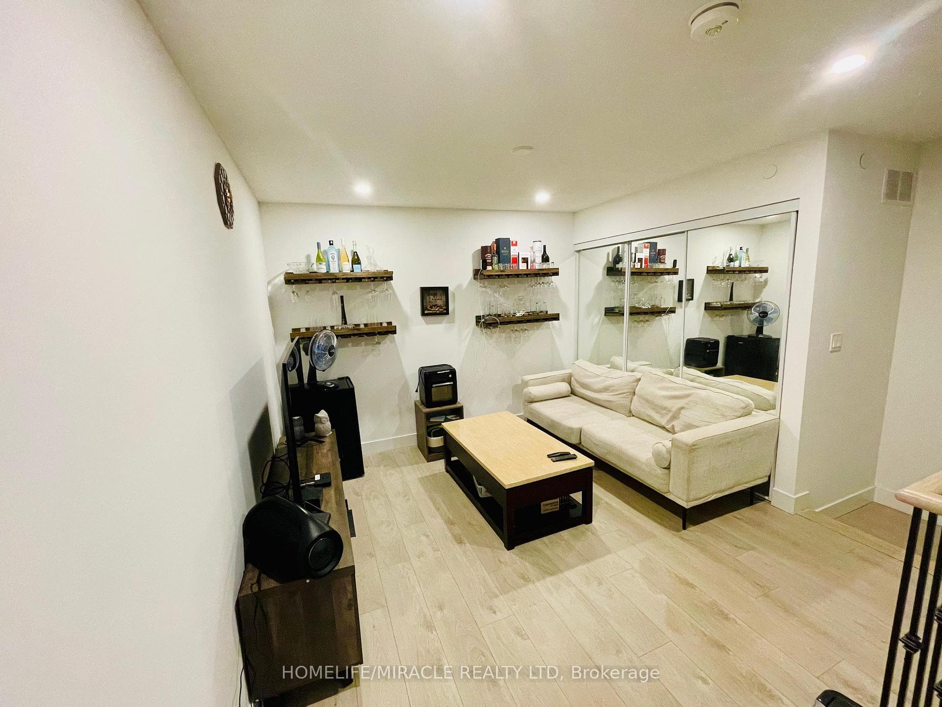200 Malta Avenue Unit 10 photo 4