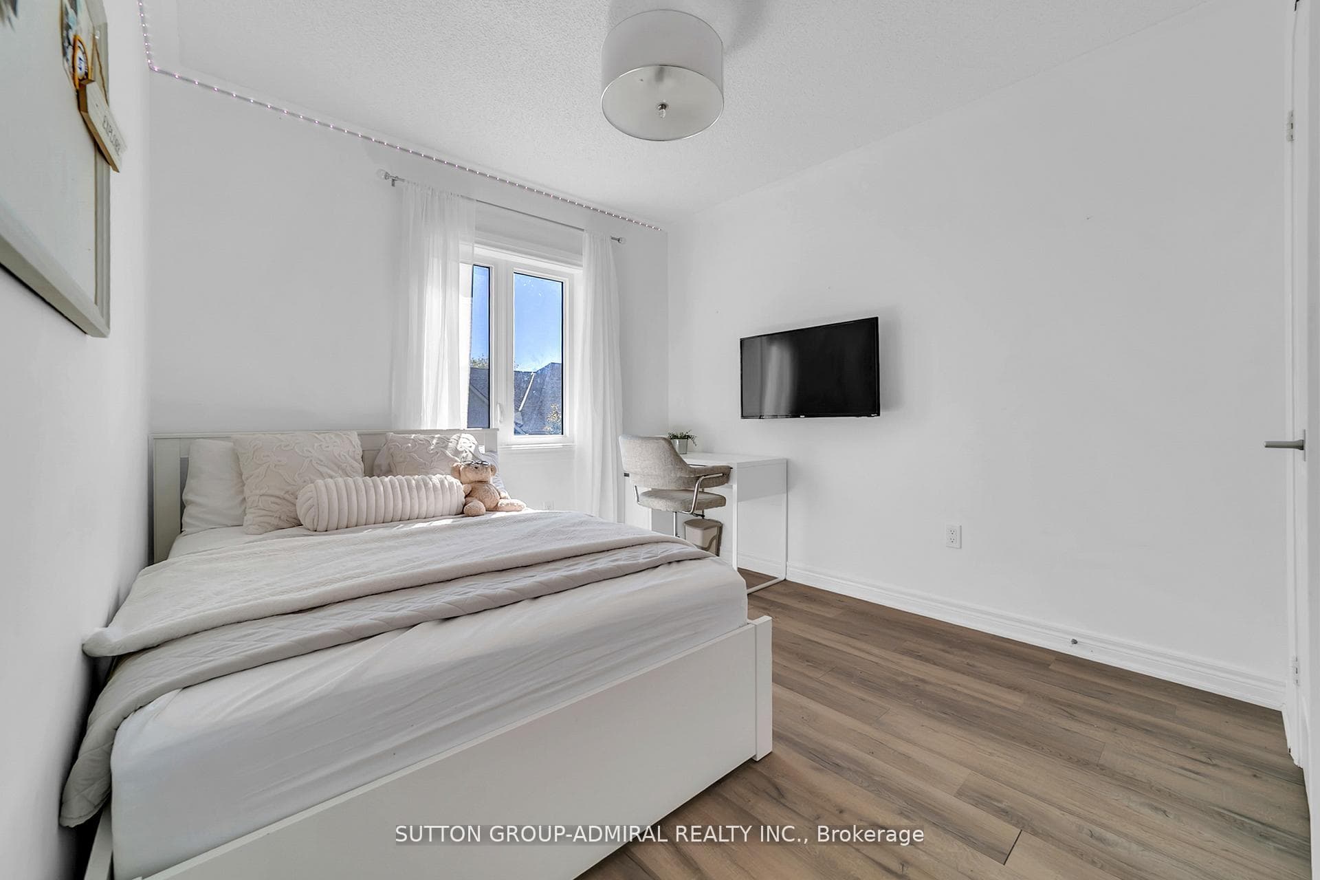 255 Shaftsbury Avenue Unit 64 photo 11