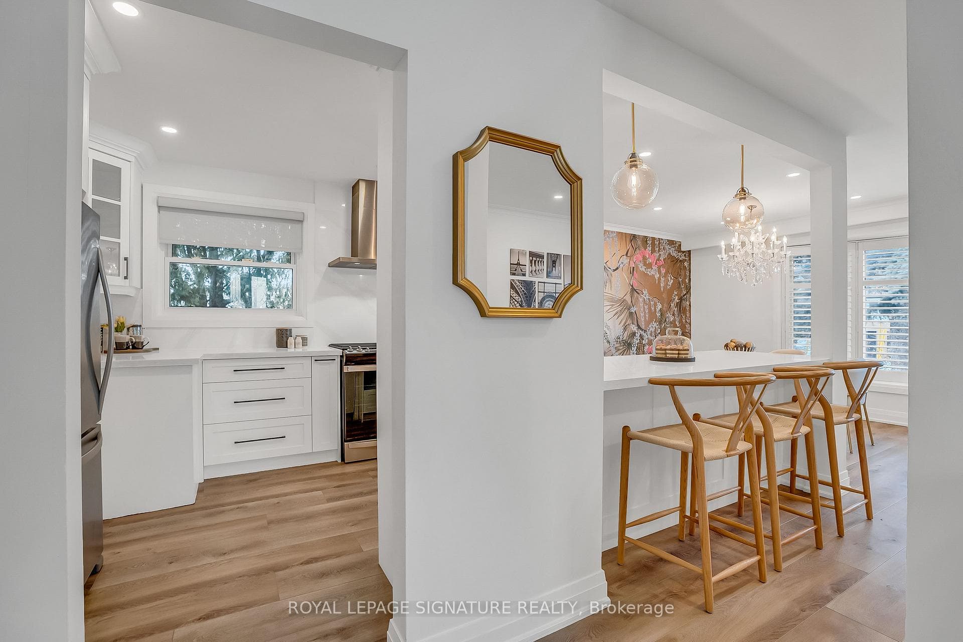 25 Fenelon Drive photo 4