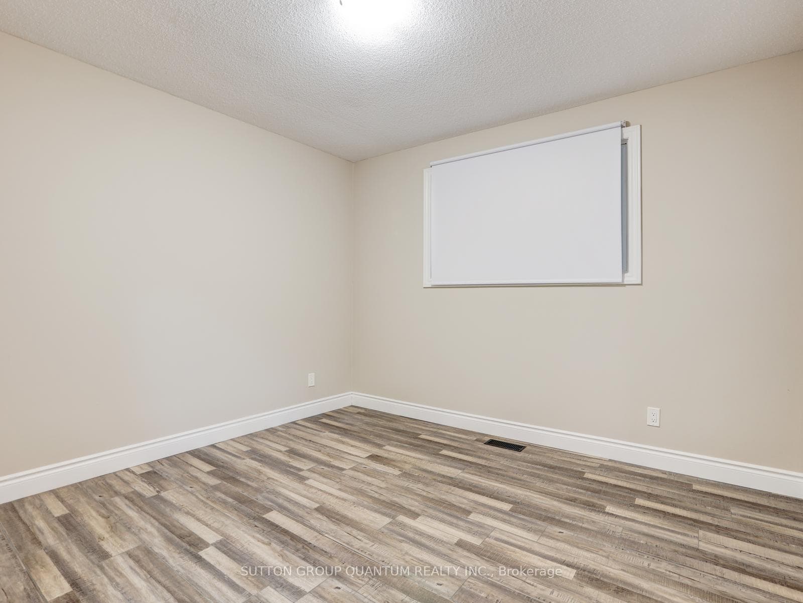 55 Silver Aspen Crescent Unit #UPPER photo 25
