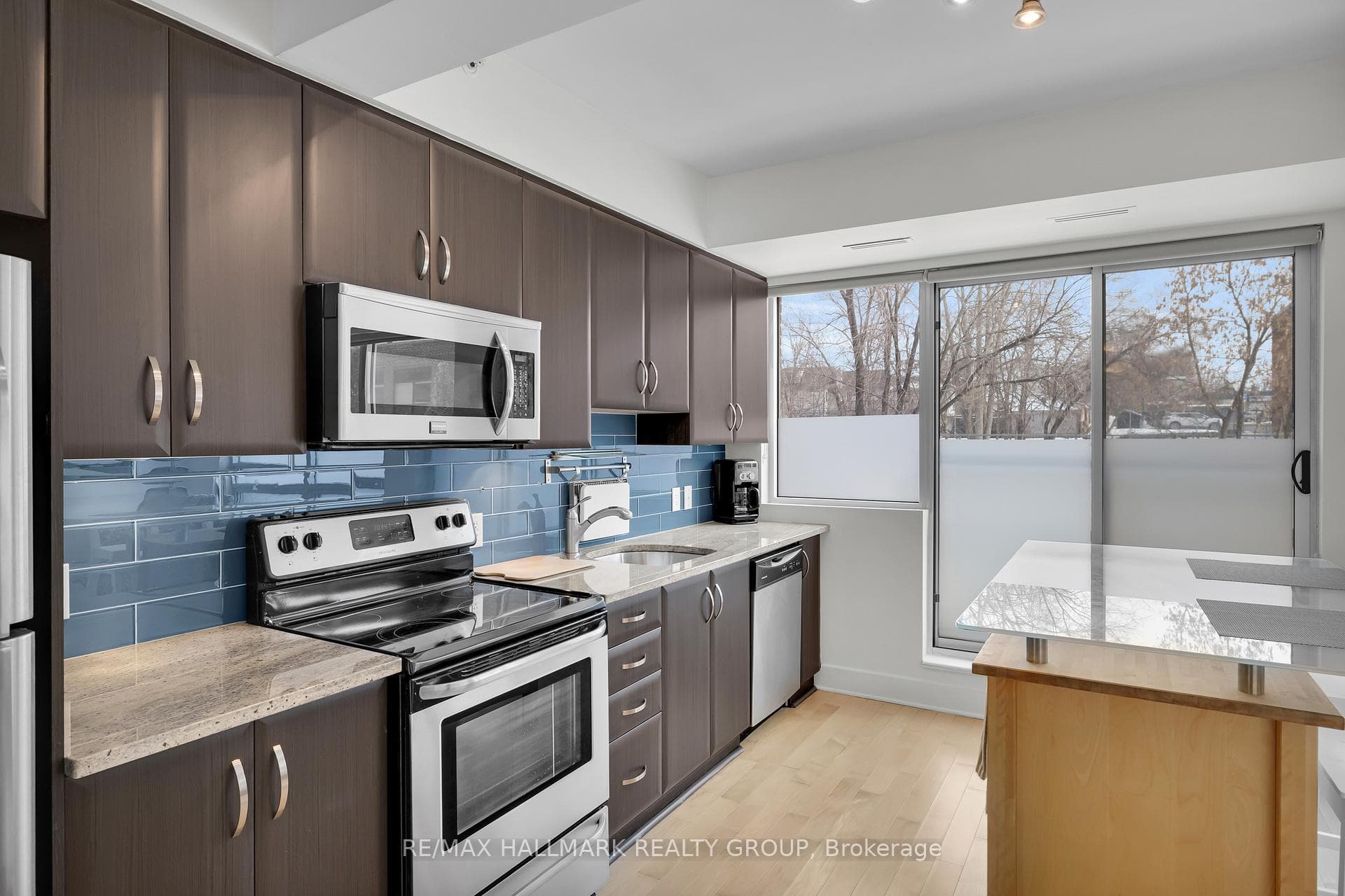 390 Booth Street Unit 106 photo 10