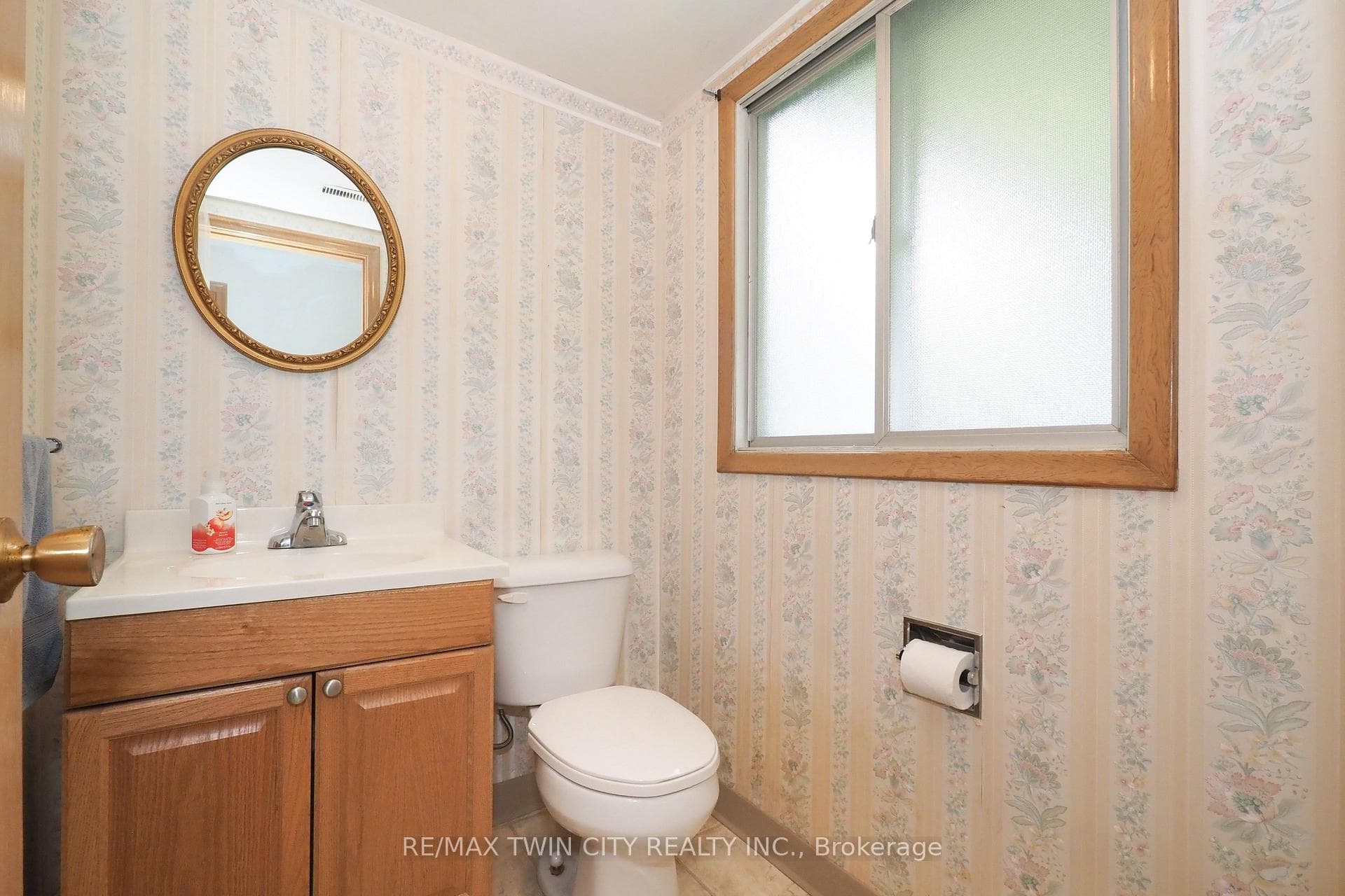 401 Forest Hill Drive photo 42