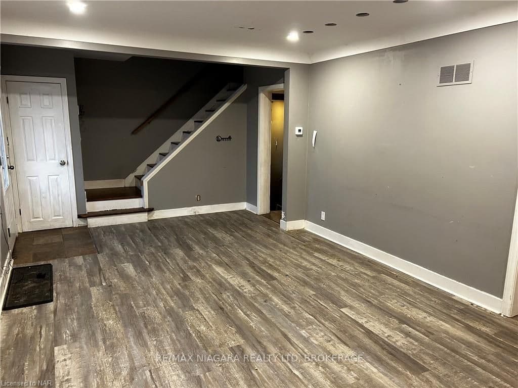 163 HIGHLAND Avenue photo 4