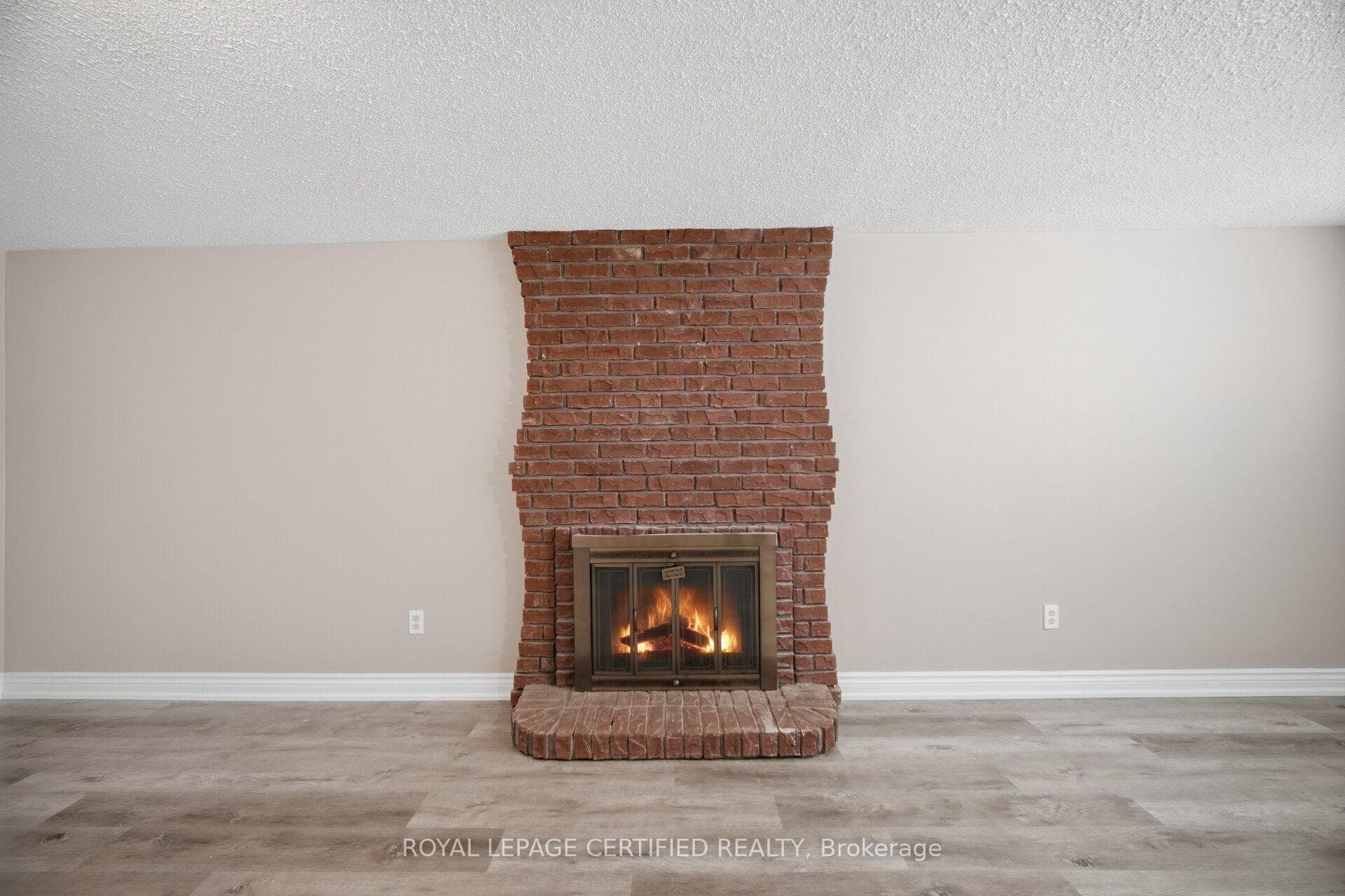 33 Grassmere Crescent photo 31