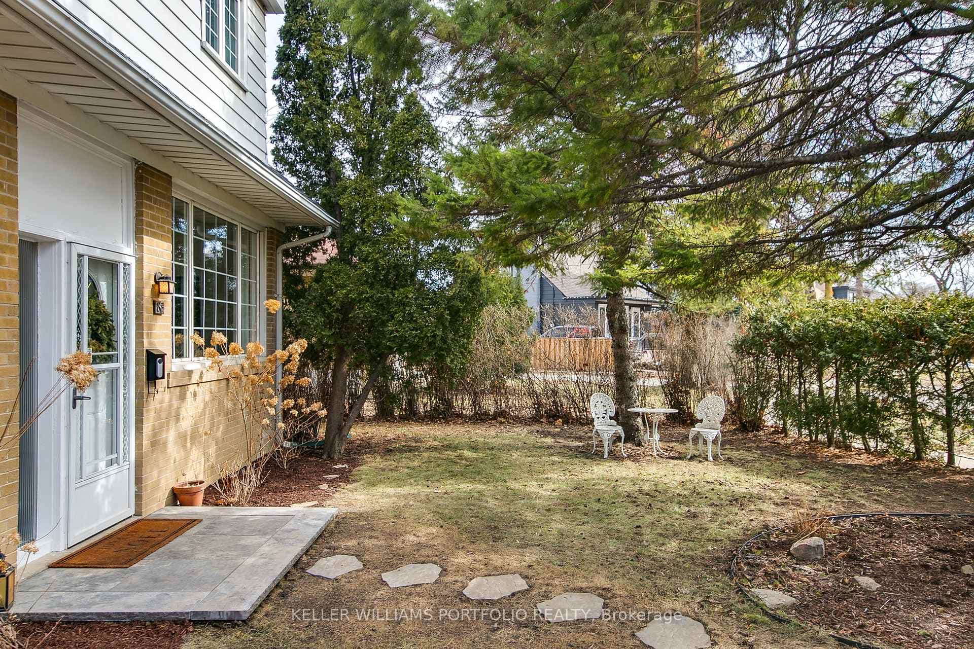 88 Sabrina Dr Drive photo 45