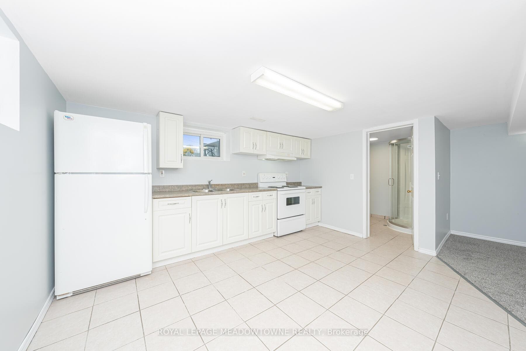 15 Summit Crescent Unit Unit B photo 13