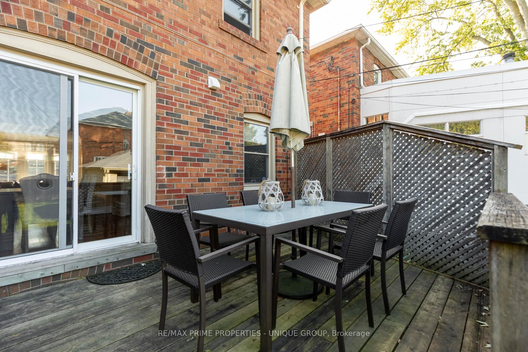 542 Broadway Avenue photo 33