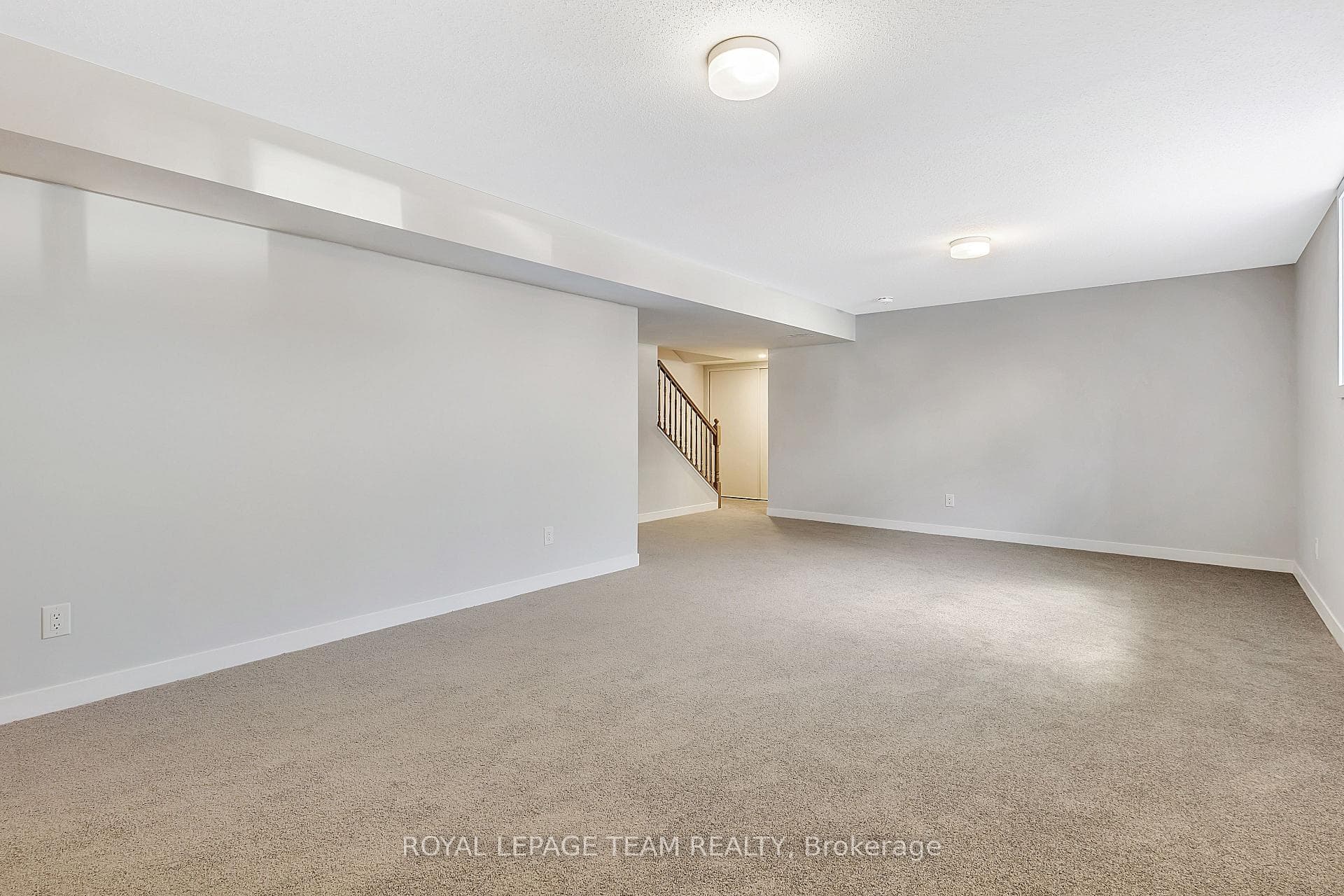 408 LILLIAN FREIMAN Private photo 15