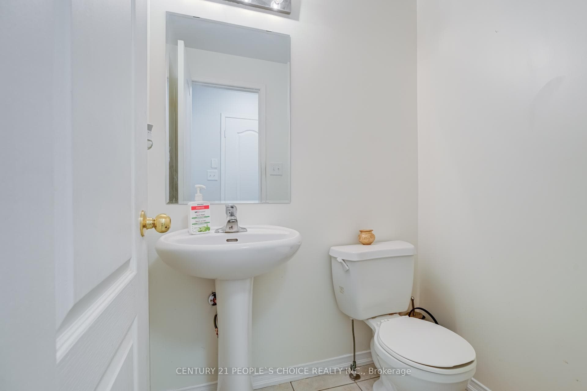 6 Kinrade Crescent photo 18