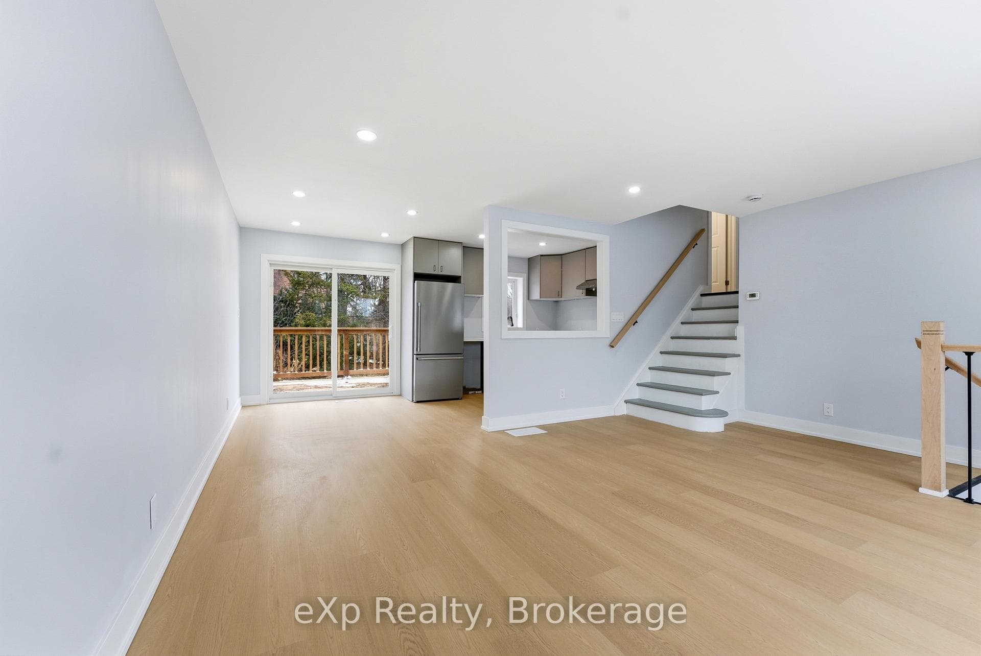19 Alfred Drive photo 6