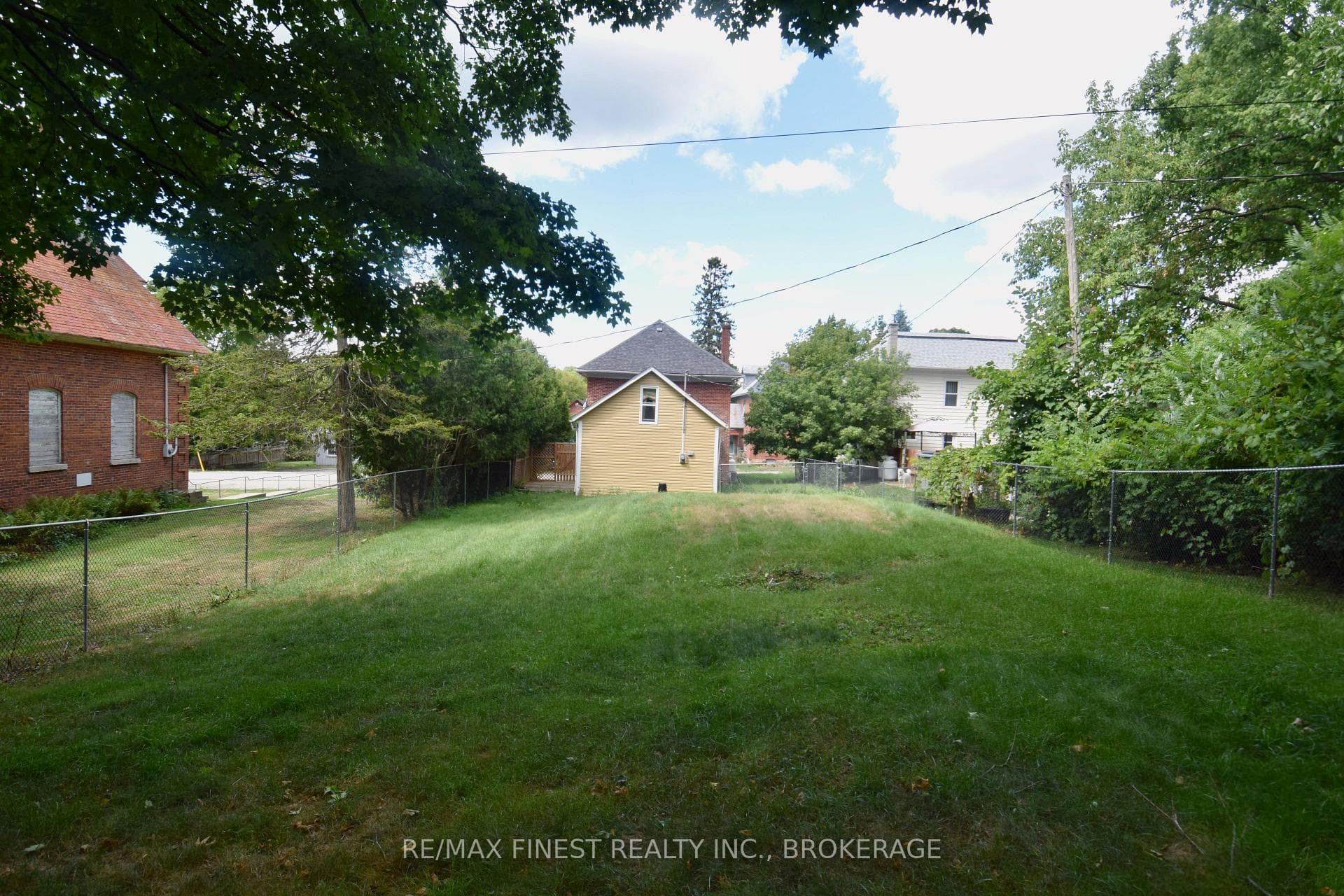 36 William Street photo 37