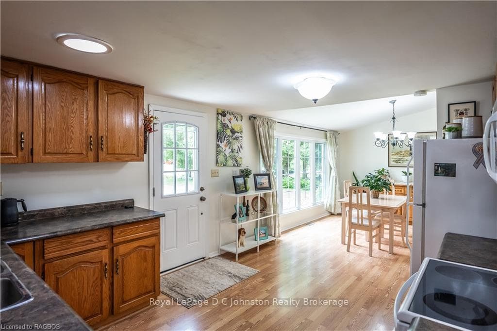 34 METCALF ST N/A photo 15