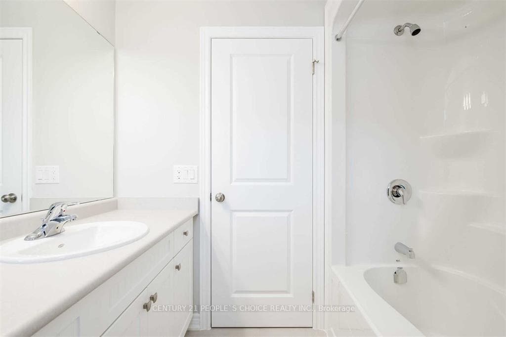 7768 Ascot Circle Unit 75 photo 19