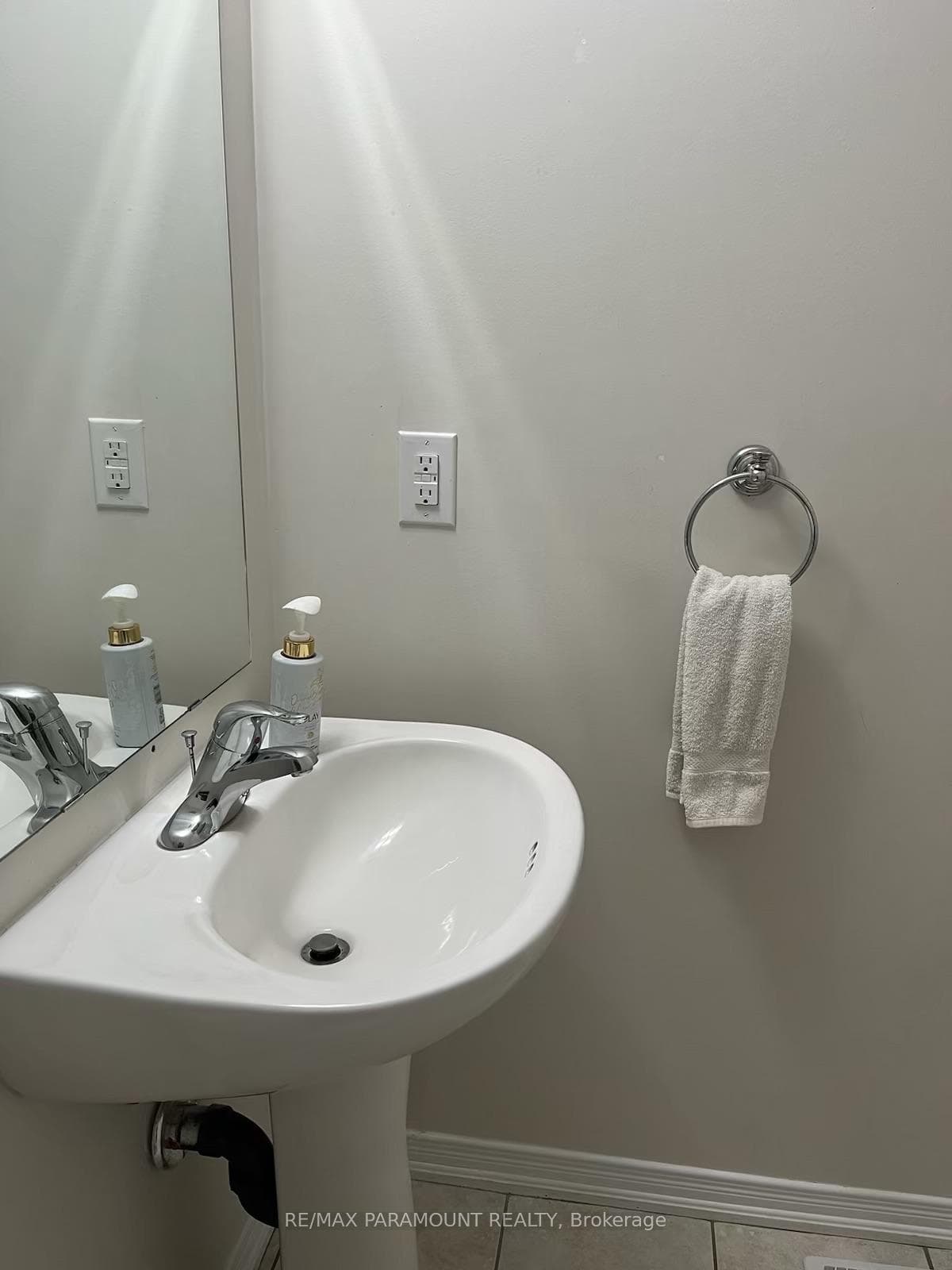 110 Gillespie Drive photo 11