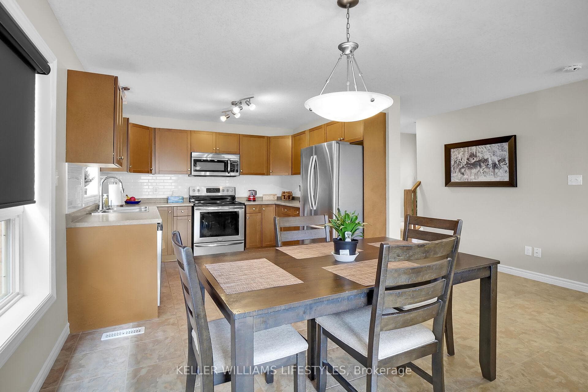 1517 Green Gables Road photo 5