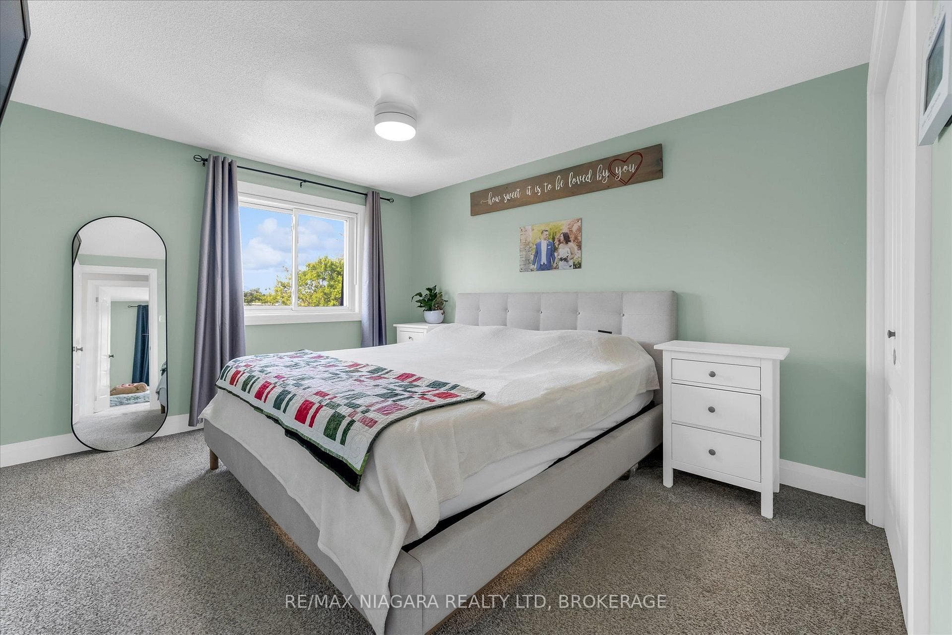 29 ROMY Crescent photo 17