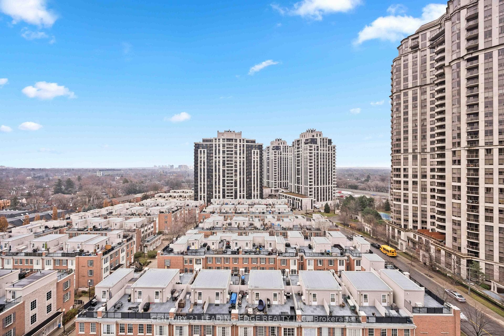55 Harrison Garden Boulevard Unit LPH11 photo 32