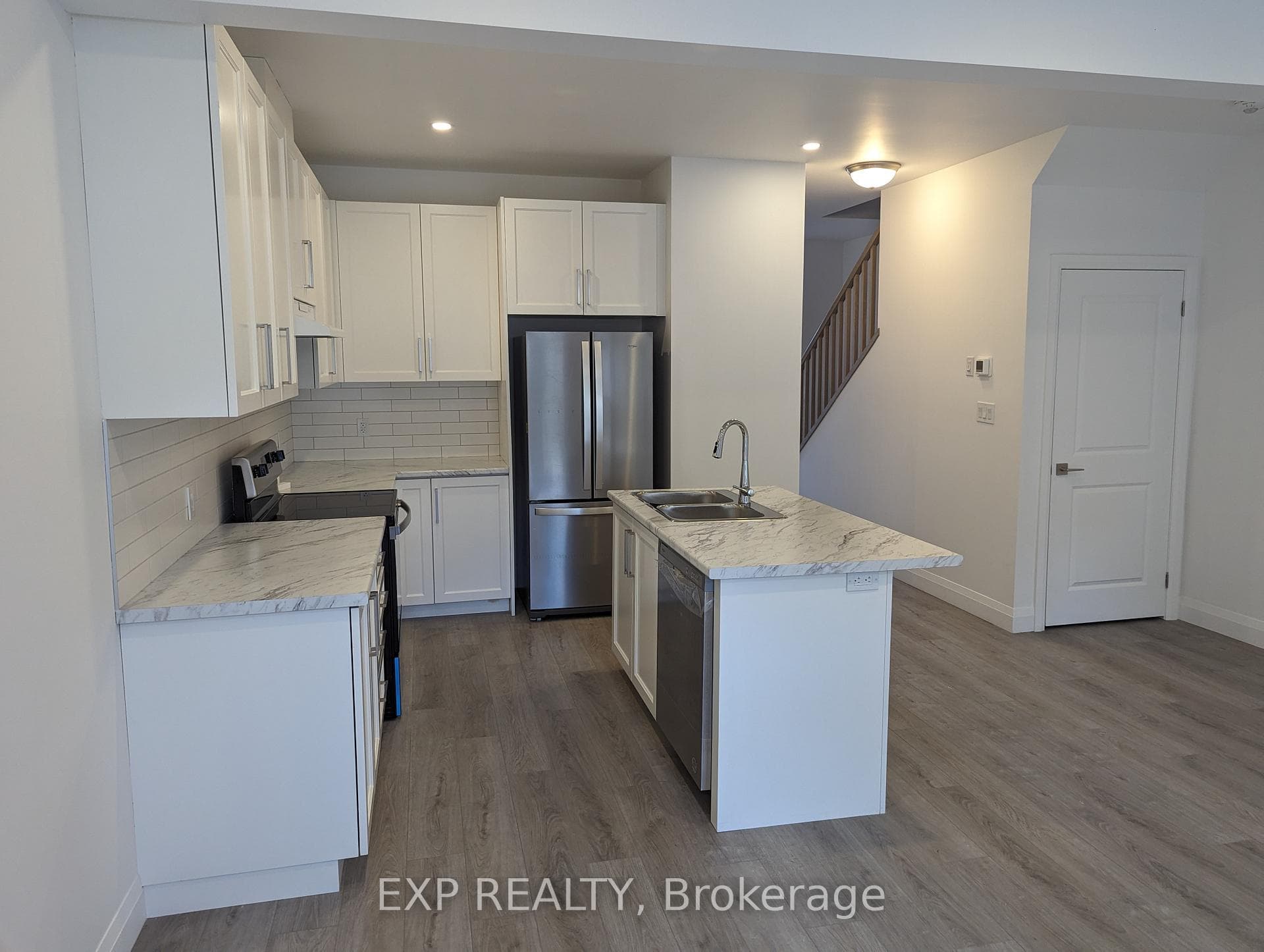278 Hunter Street Unit 7 photo 17