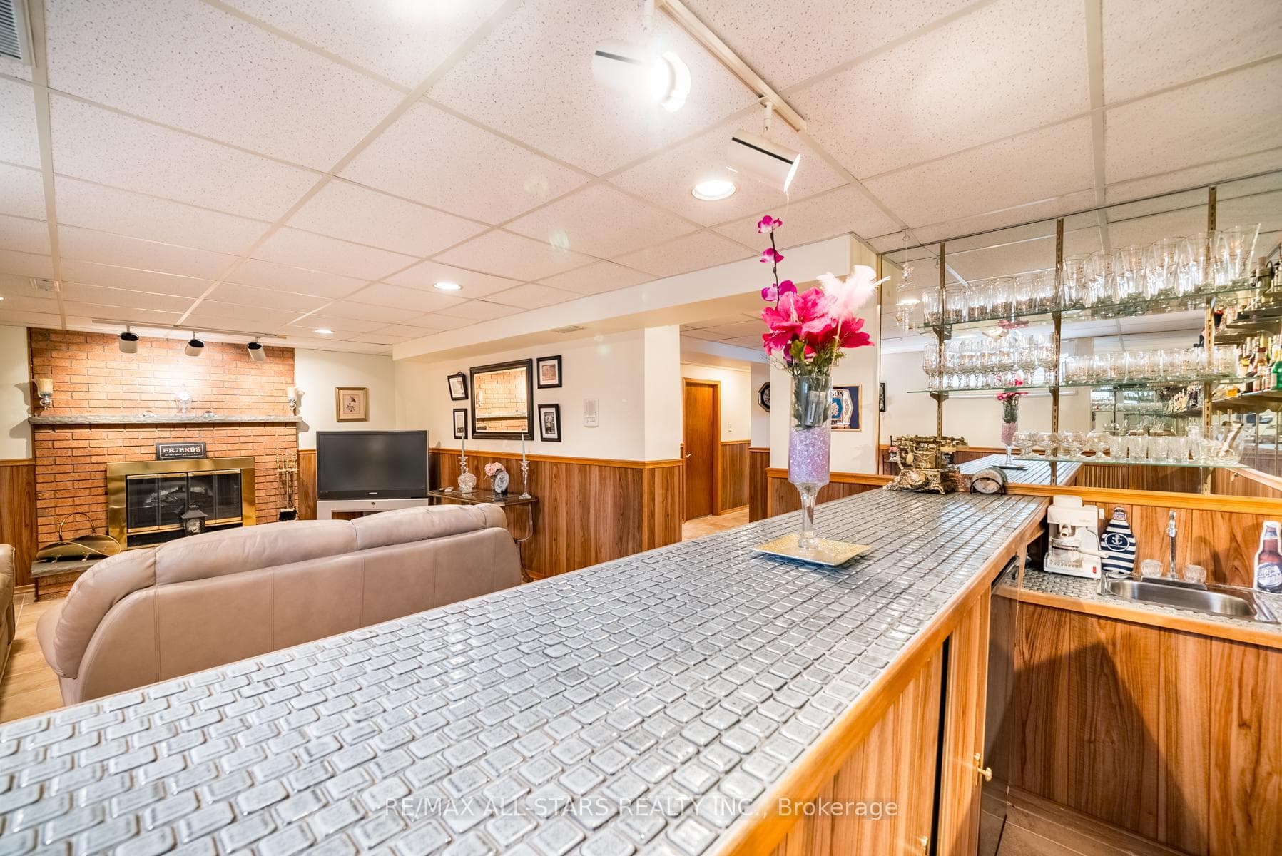 98 Sonmore Drive photo 24