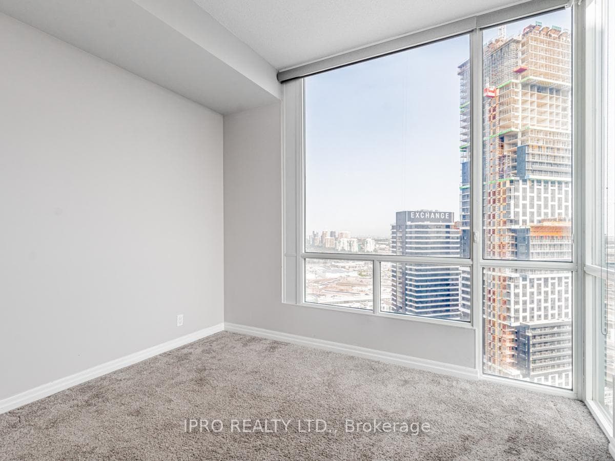 220 Burnhamthorpe Road Unit 3202 photo 18