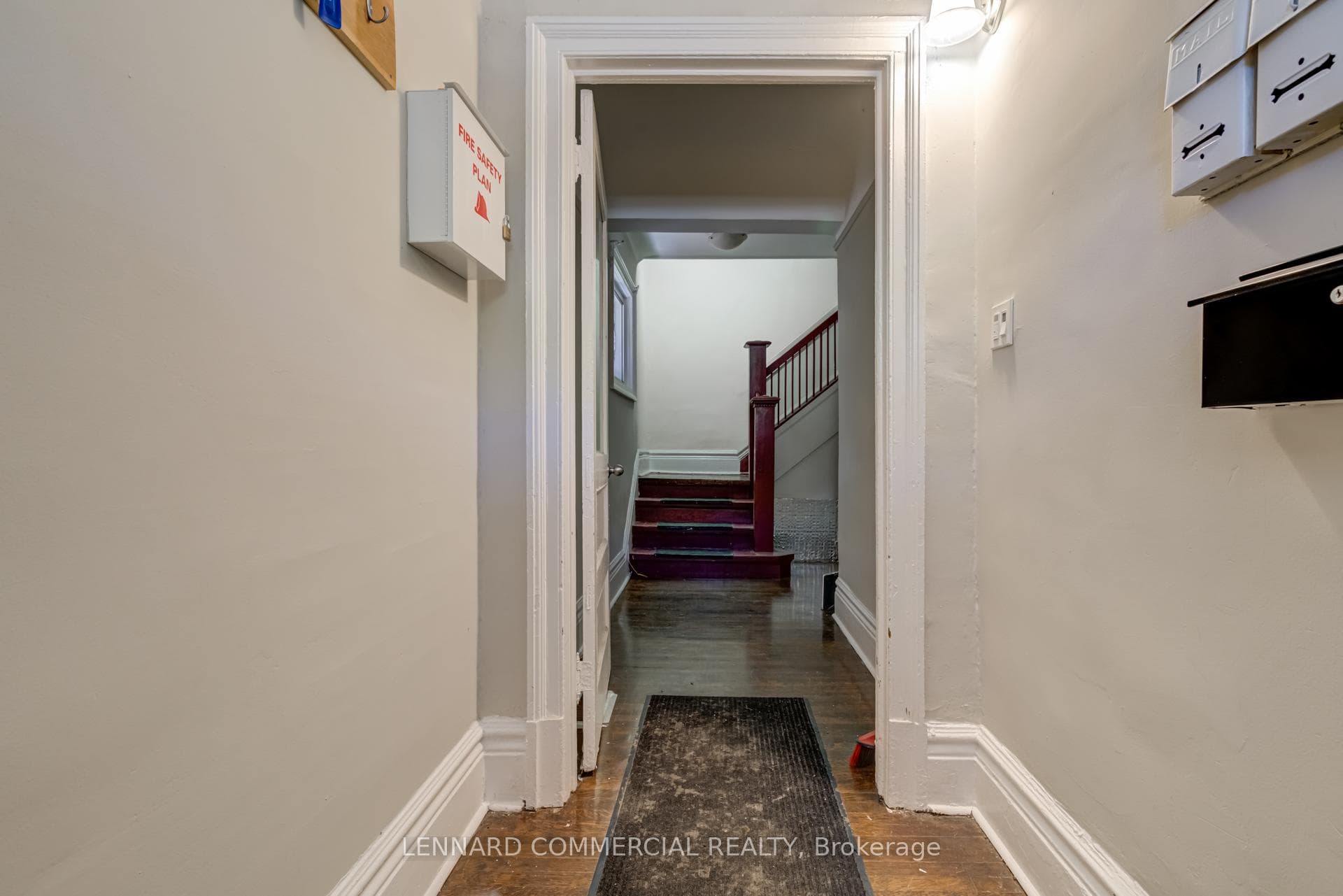 1261 King Street Unit 2 photo 8