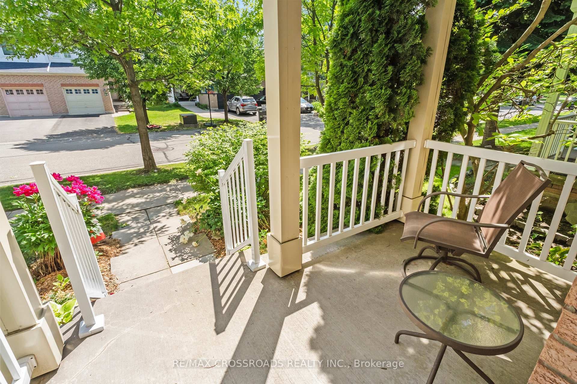 67 Regatta Crescent photo 4