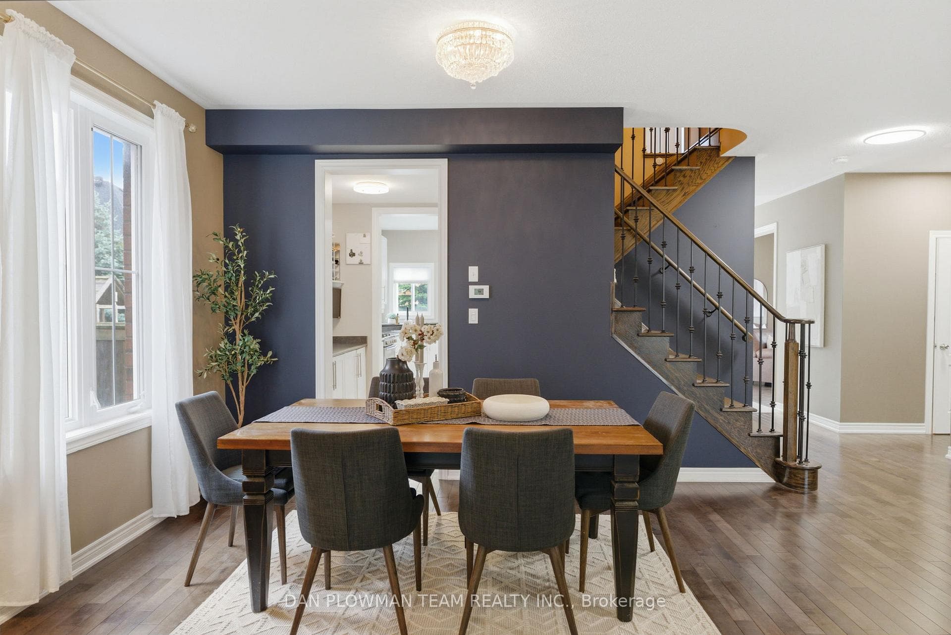 2243 Pilgrim Square photo 11