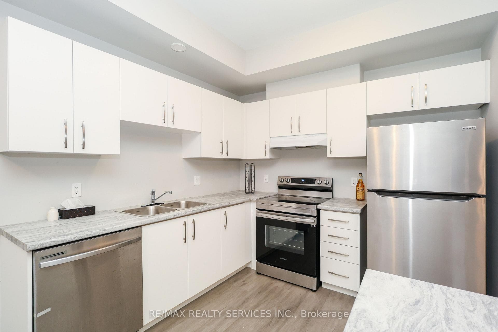 35 Perenack Avenue Unit 17 photo 15